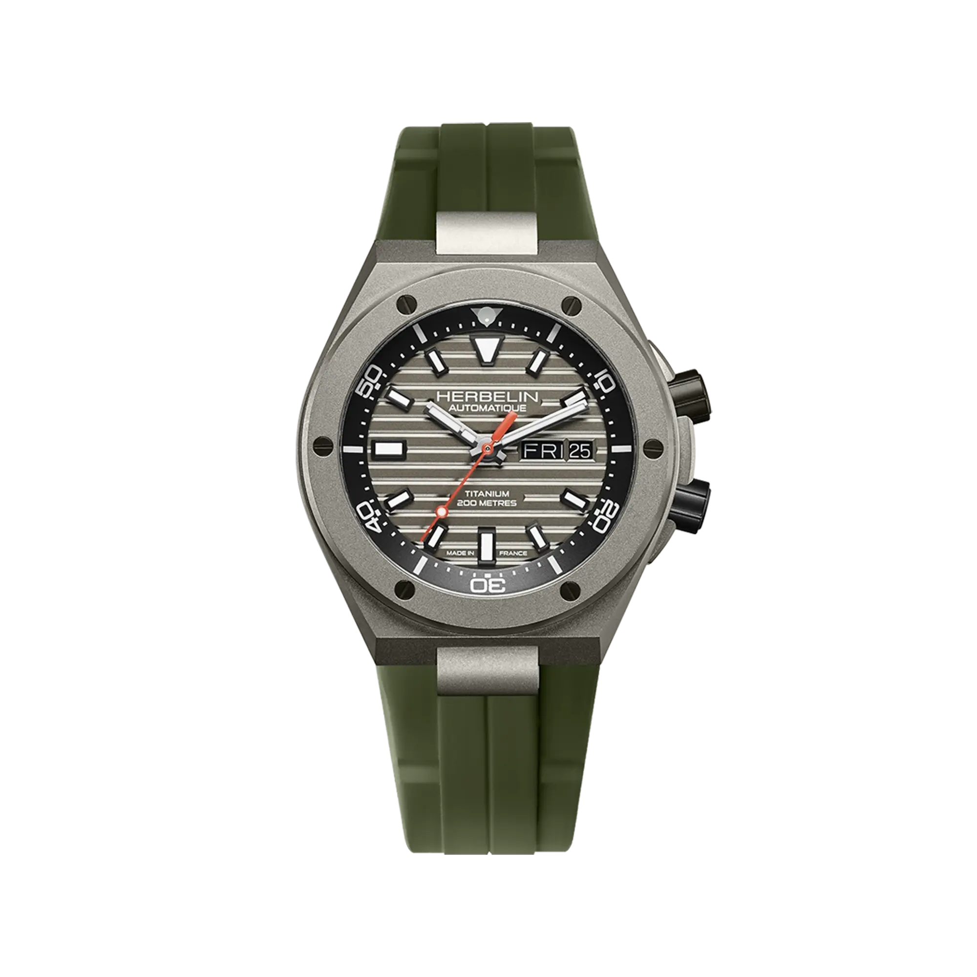 Cap Camarat, cadran titane mat, boîtier titane rond, bracelet caoutchouc