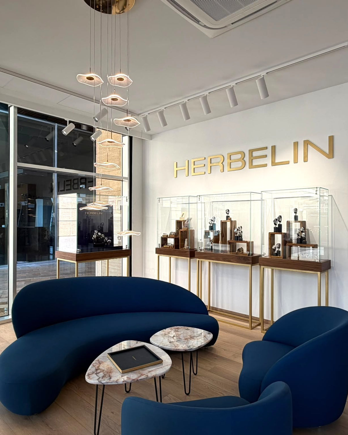 Boutique HERBELIN Aix-en-Provence : salon et enseigne