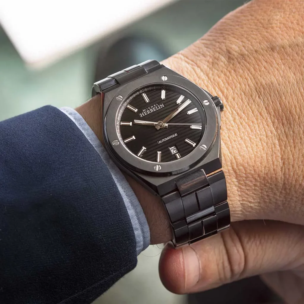 montre porte Cap Camarat automatique