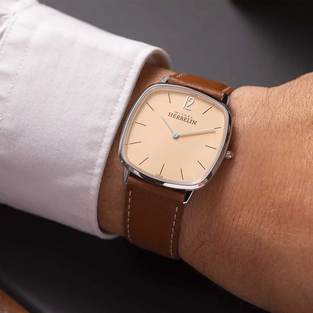 porte montre herbelin bracelet cuir marron