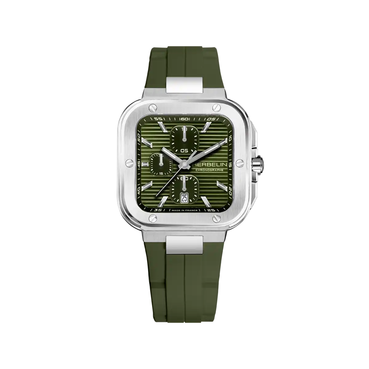 Montre Cap Camarat chronographe Herbelin avec cadran vert olive à trois compteurs, boîtier acier et bracelet caoutchouc assorti, affichage date à six heures