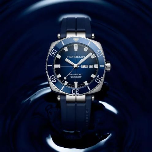 Newport Diver